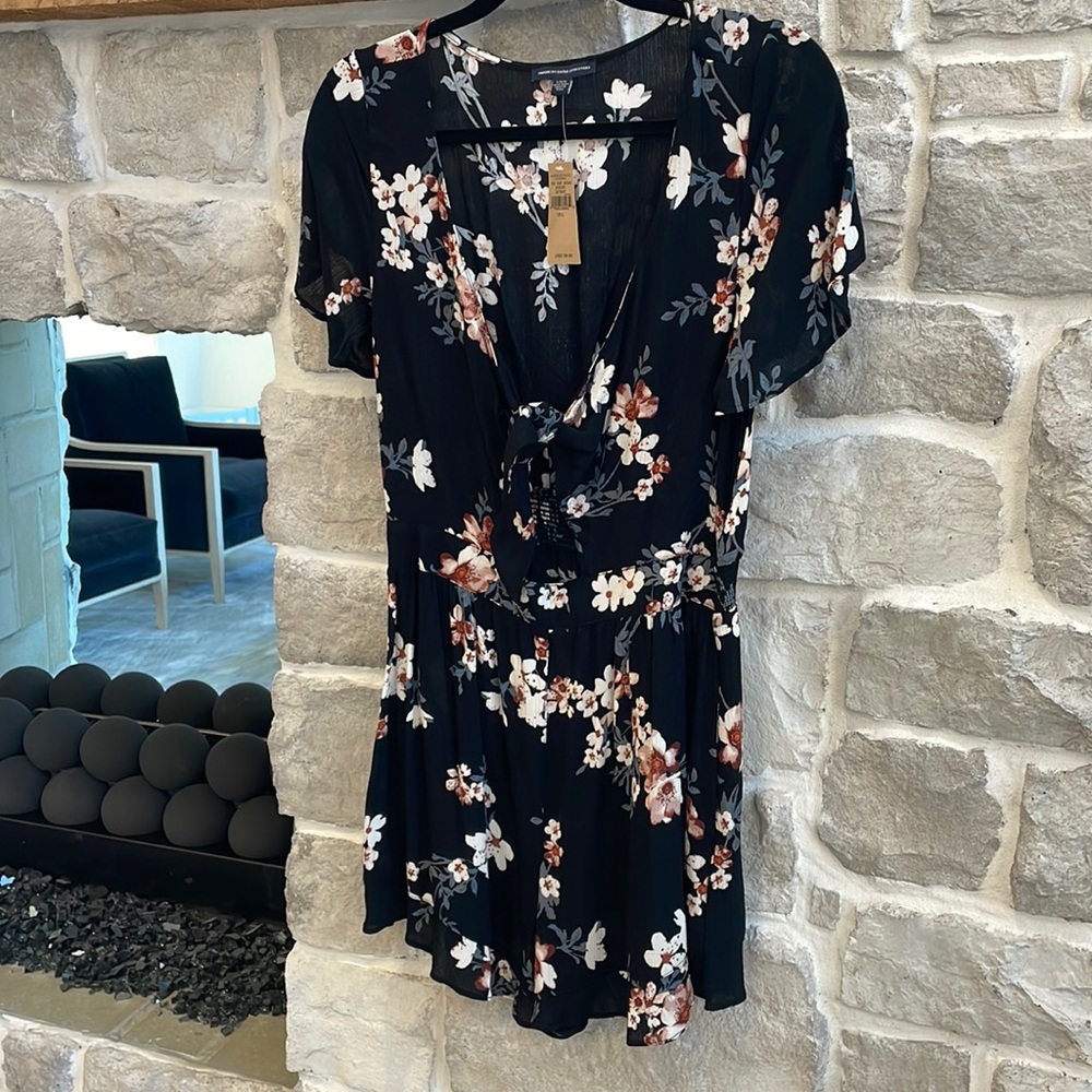 American Eagle Floral Romper BNWT